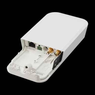 MikroTik wAP LR8G kit – نمای دیگر