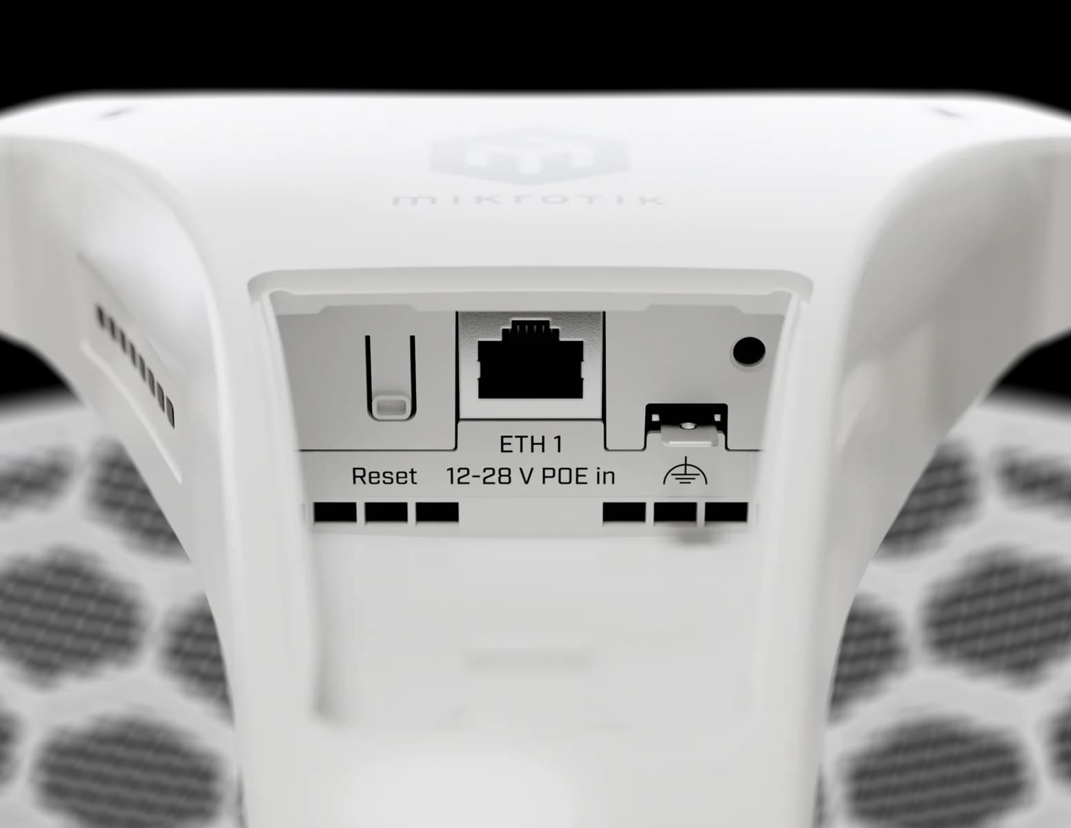 MikroTik LHG XL 5 ax — نمای اصلی