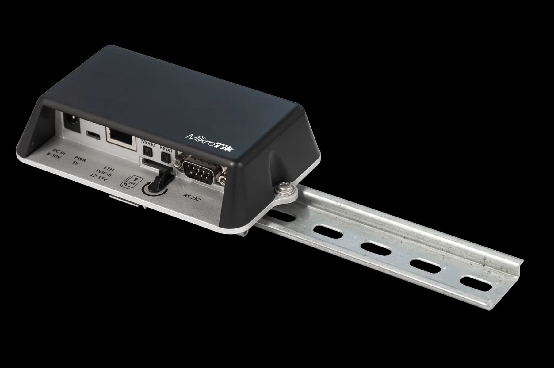 MikroTik DINrail PRO - نمای سوم