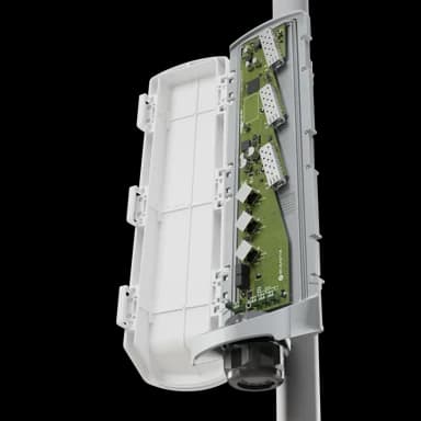 نمای دیگر سوئیچ فضای باز MikroTik GPERx6