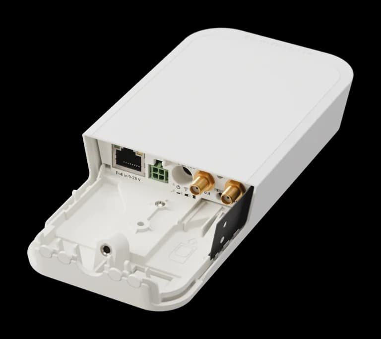 MikroTik wAP LR9G kit — نمای محصول