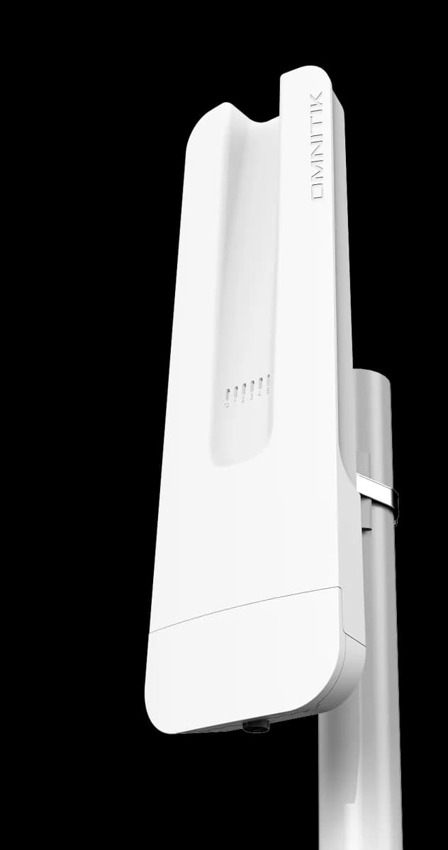 نمای سوم MikroTik OmniTIK 5 PoE ac