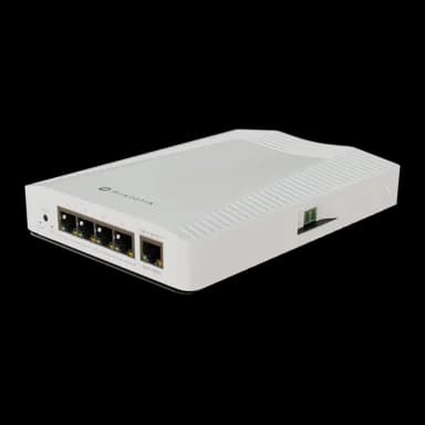 MikroTik CRS304-4XG-IN، نمای هفتم