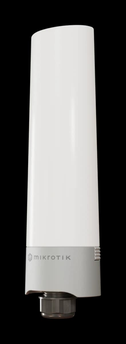 MikroTik GPeRx4، نمای اصلی محصول روی زمینه ساده