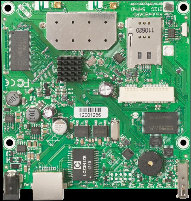 MikroTik RB912UAG-5HPnD – نمای اصلی دستگاه