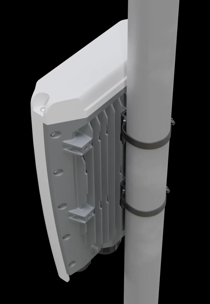 MikroTik CRS504-4XQ-OUT — تصویر رسمی محصول